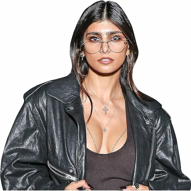 В какое казино играет Mia Khalifa?