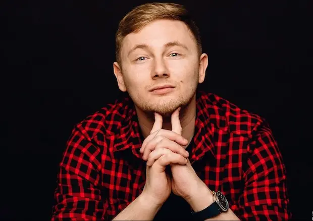 В какое казино играет Jove?