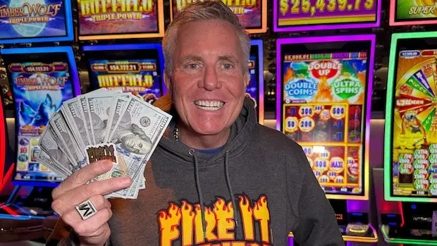 В какое казино играет Vegas Matt?
